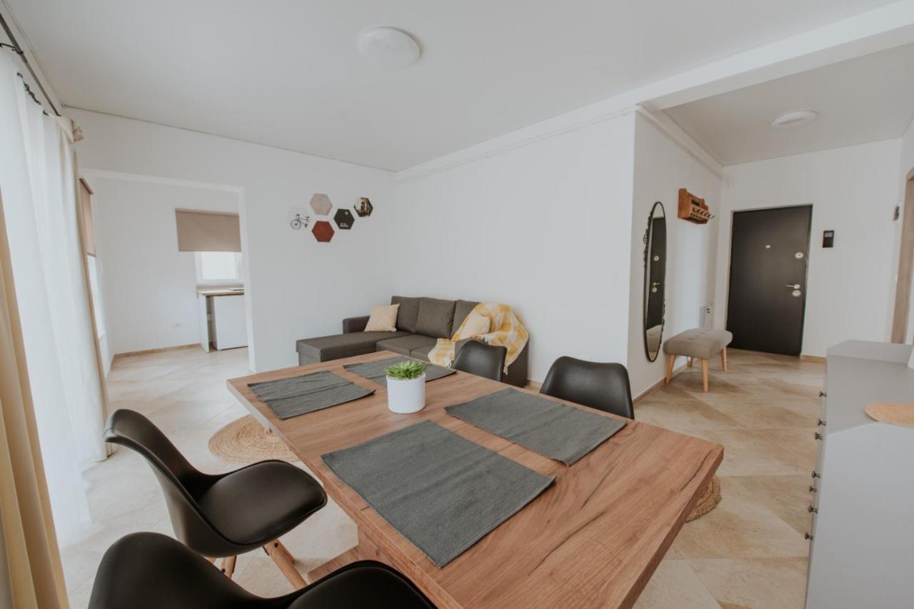The Nook Aparthotel ティミショアラ エクステリア 写真
